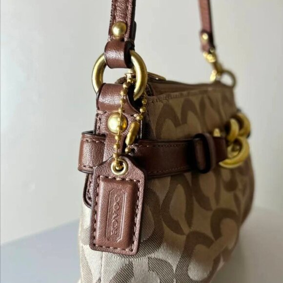 COACH BROOKE KHAKI/SADDLE GOLD CHAIN WRISTLET - Picture 3 of 6